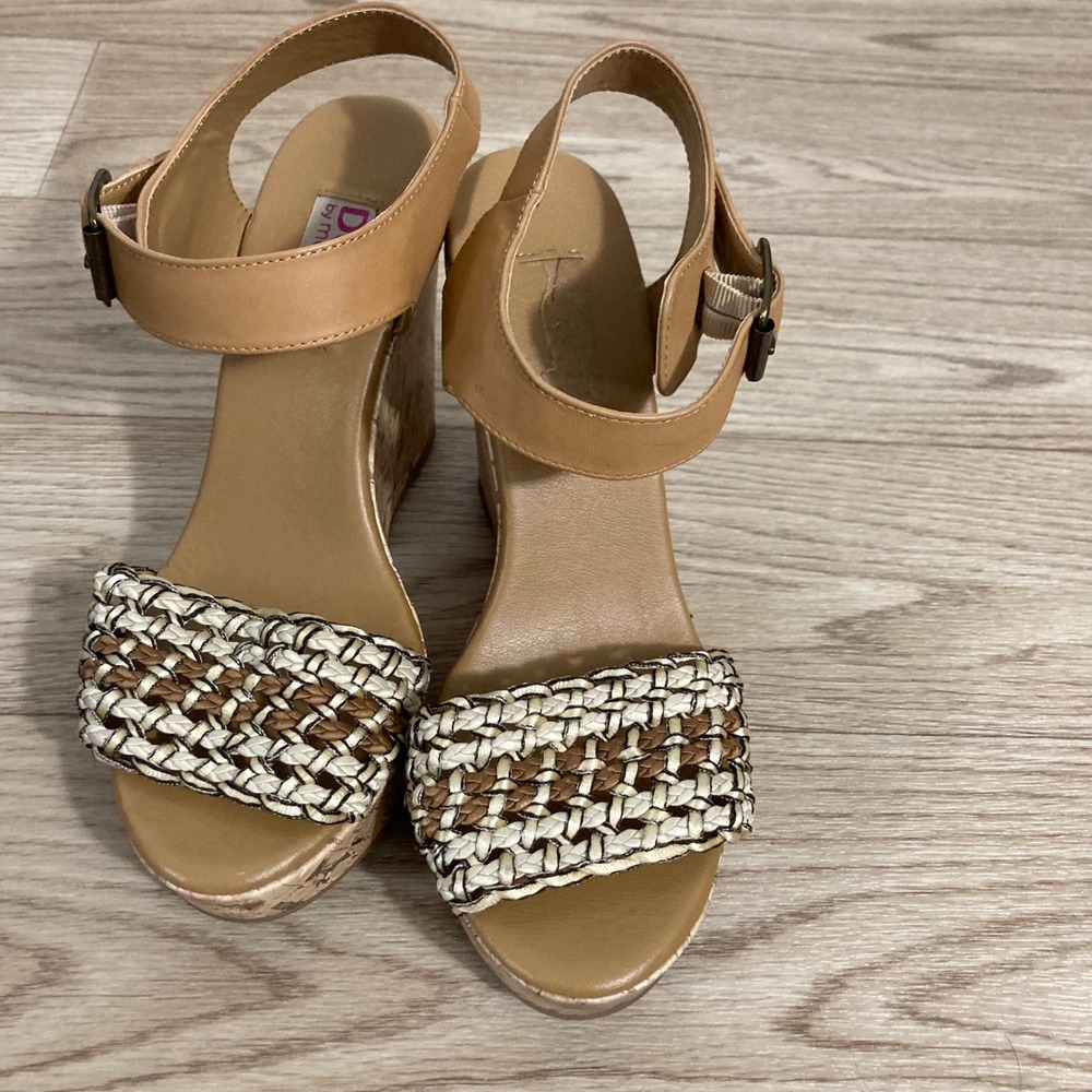 Dolce by Mojo‎ Moxy Wedge Sandals Womens 7.5 Tan Woven Cork Platform MJQ  Boho